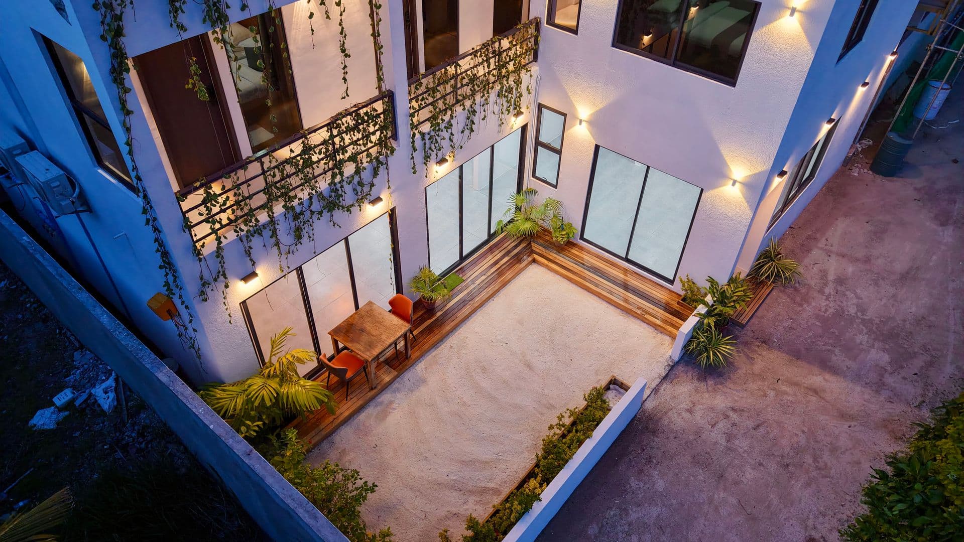 Cozy Art Dhangethi