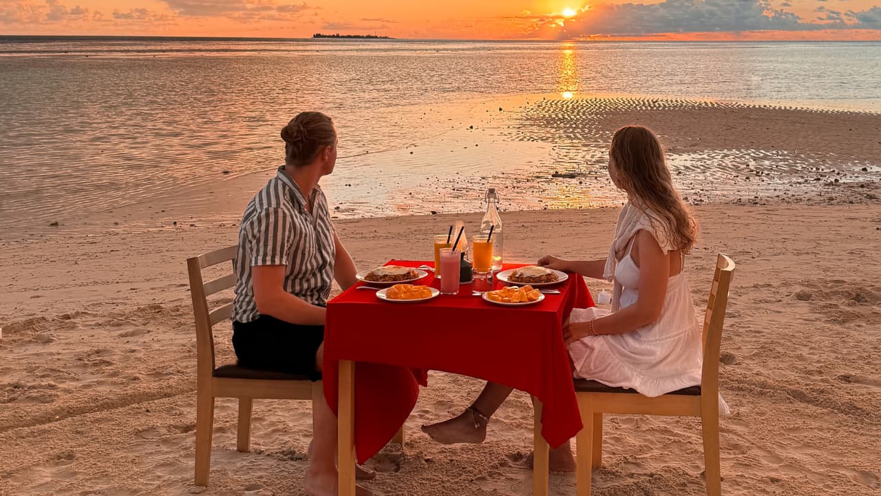 Tropical Love Escape: 3 nights full board with sandbank and beach dinner