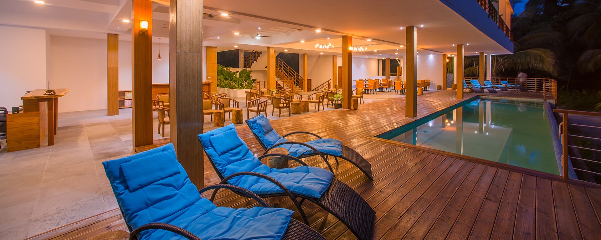 Honeymoon package: 4 nights full board, flights, massage, beach dinner
